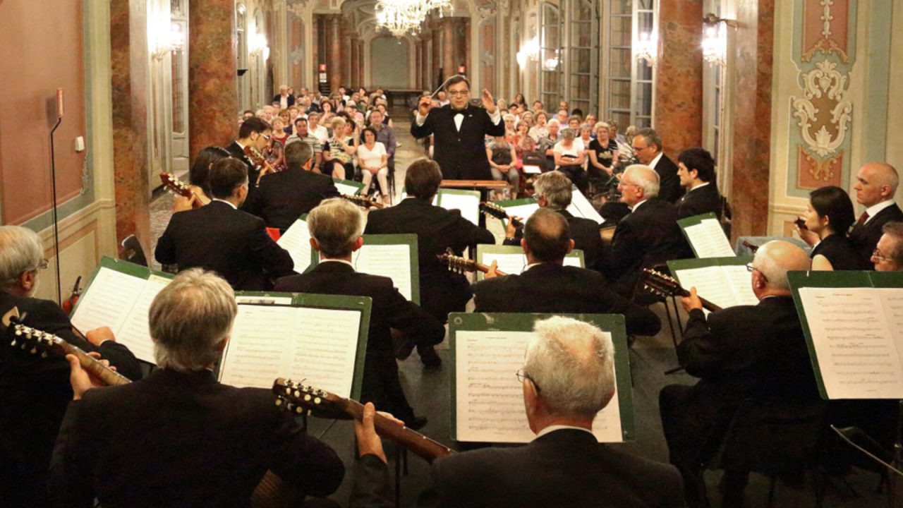L'iniziativa Mandolini per solidarietà