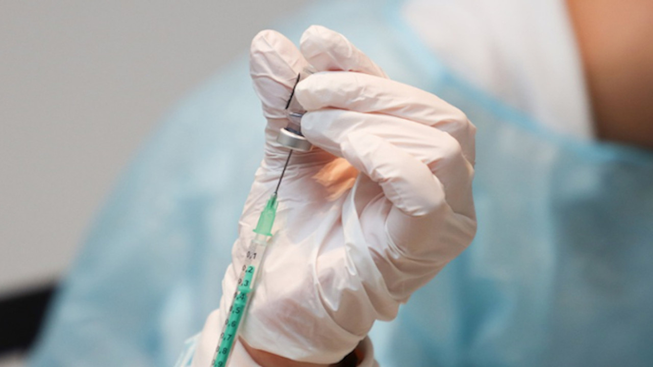 Vaccino Covid reazioni alla seconda dose ecco i motivi