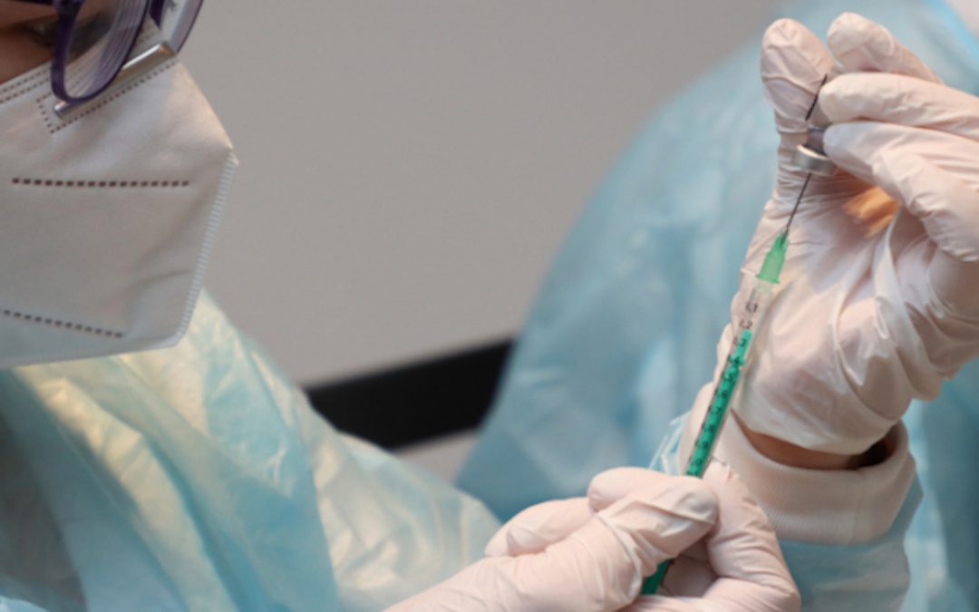 Giudice sospende dallo stipendio dieci sanitari non si erano vaccinati