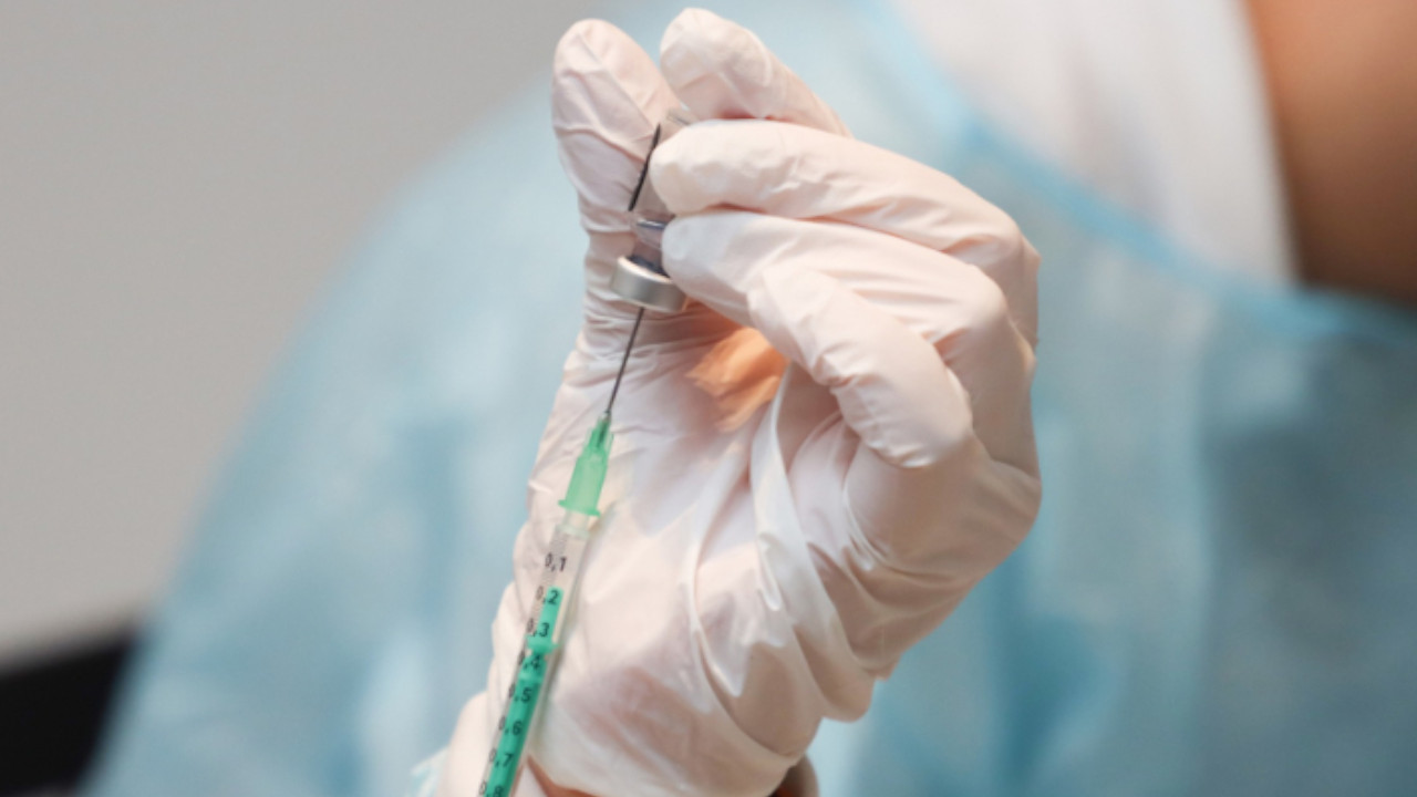 Alto Adige sospesi 115 operatori sanitari no vax